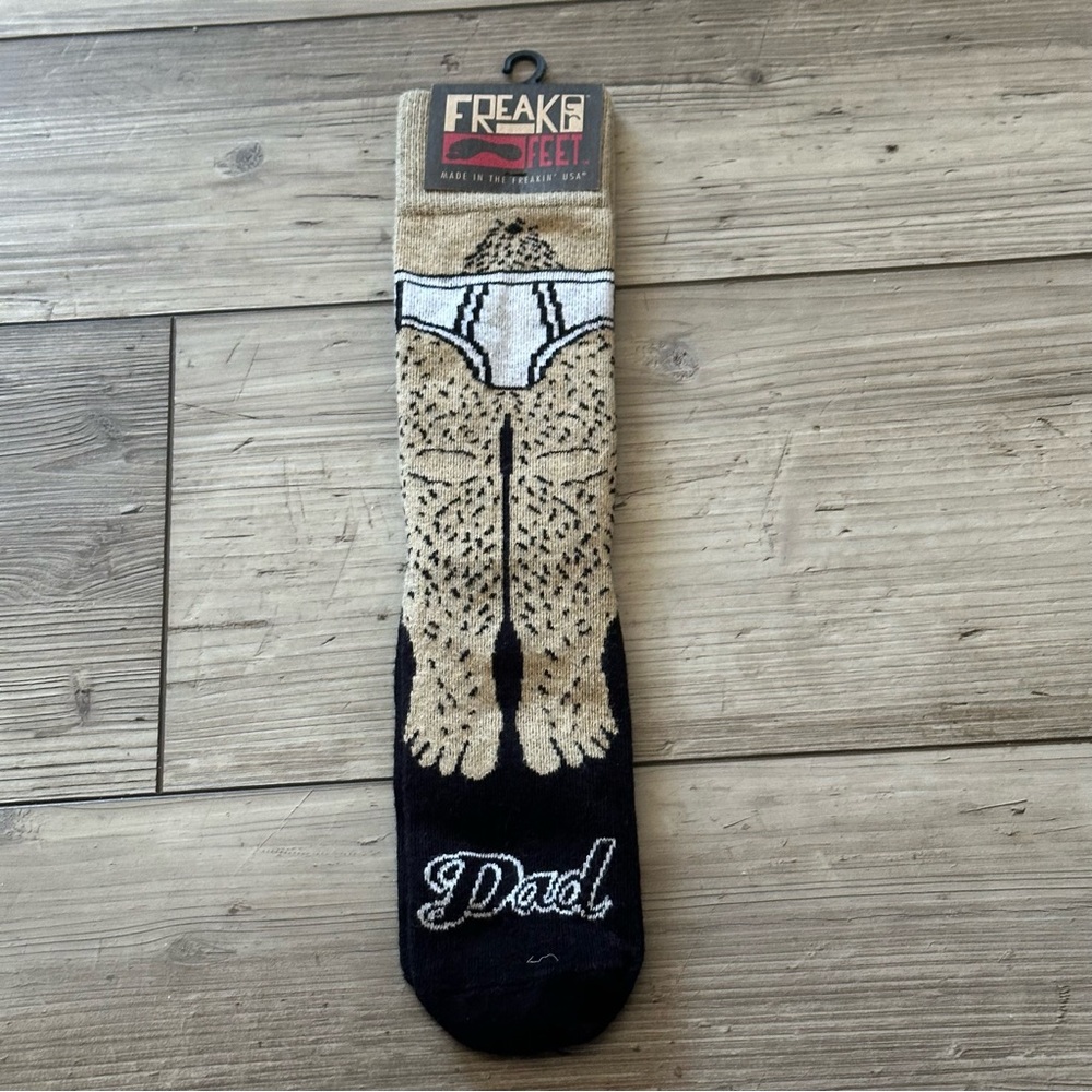 Freaker Feet Dad Crew Socks with Fun Design New With Tag
